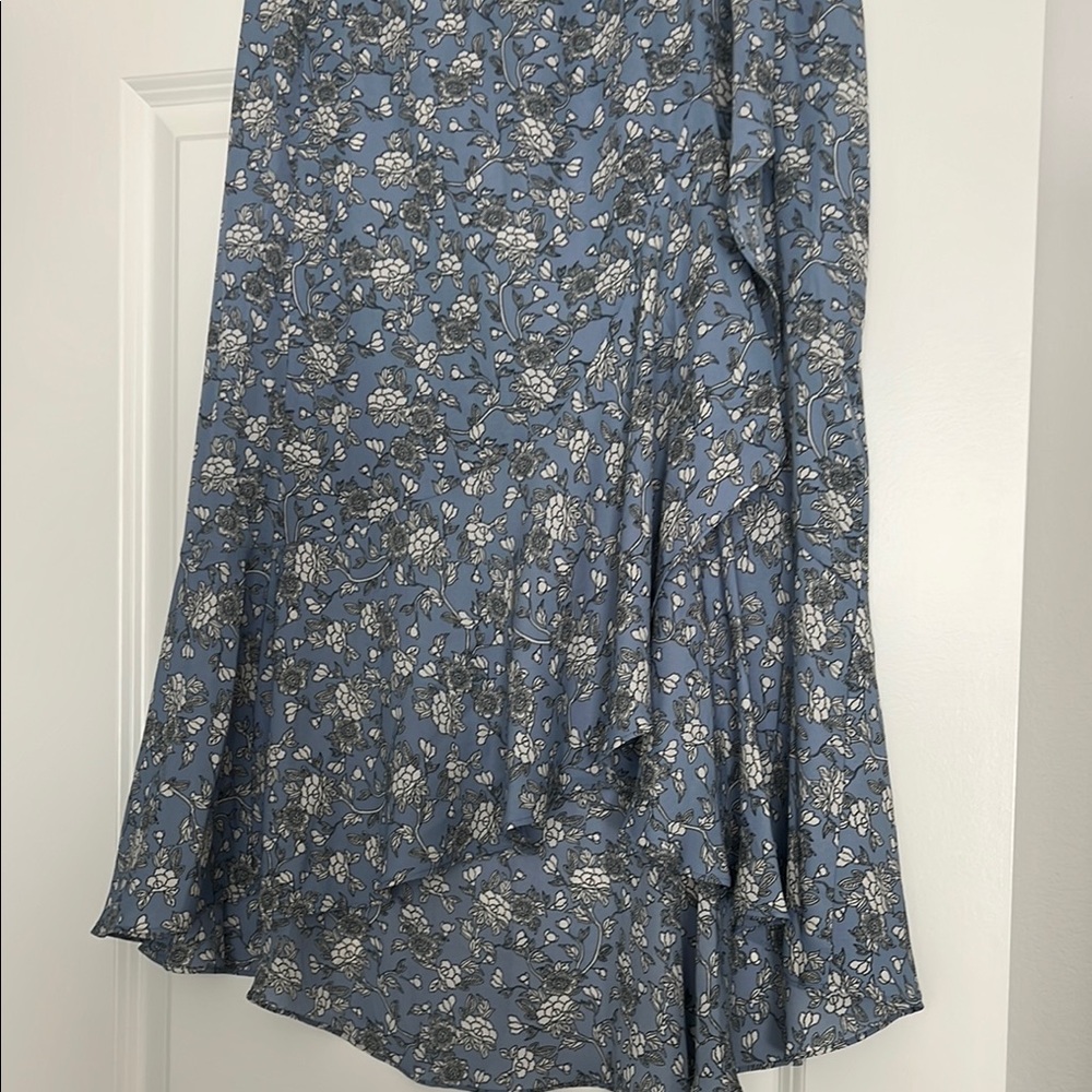 Max Studio Light Blue Maxi Floral Wrap Skirt with Bow tie waist band size XS - Picture 6 of 9